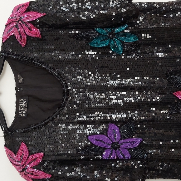 Vintage Jakelin Designs Floral Sequins & Beaded Top Size 3X Black - Picture 3 of 16
